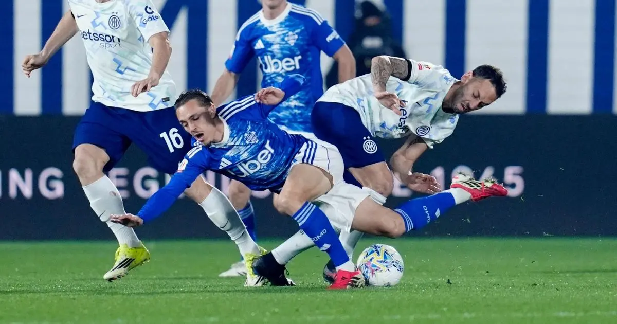 التعادل السلبي يحسم مواجهة كومو وإنتر في ذهاب نصف نهائي كأس إيطاليا