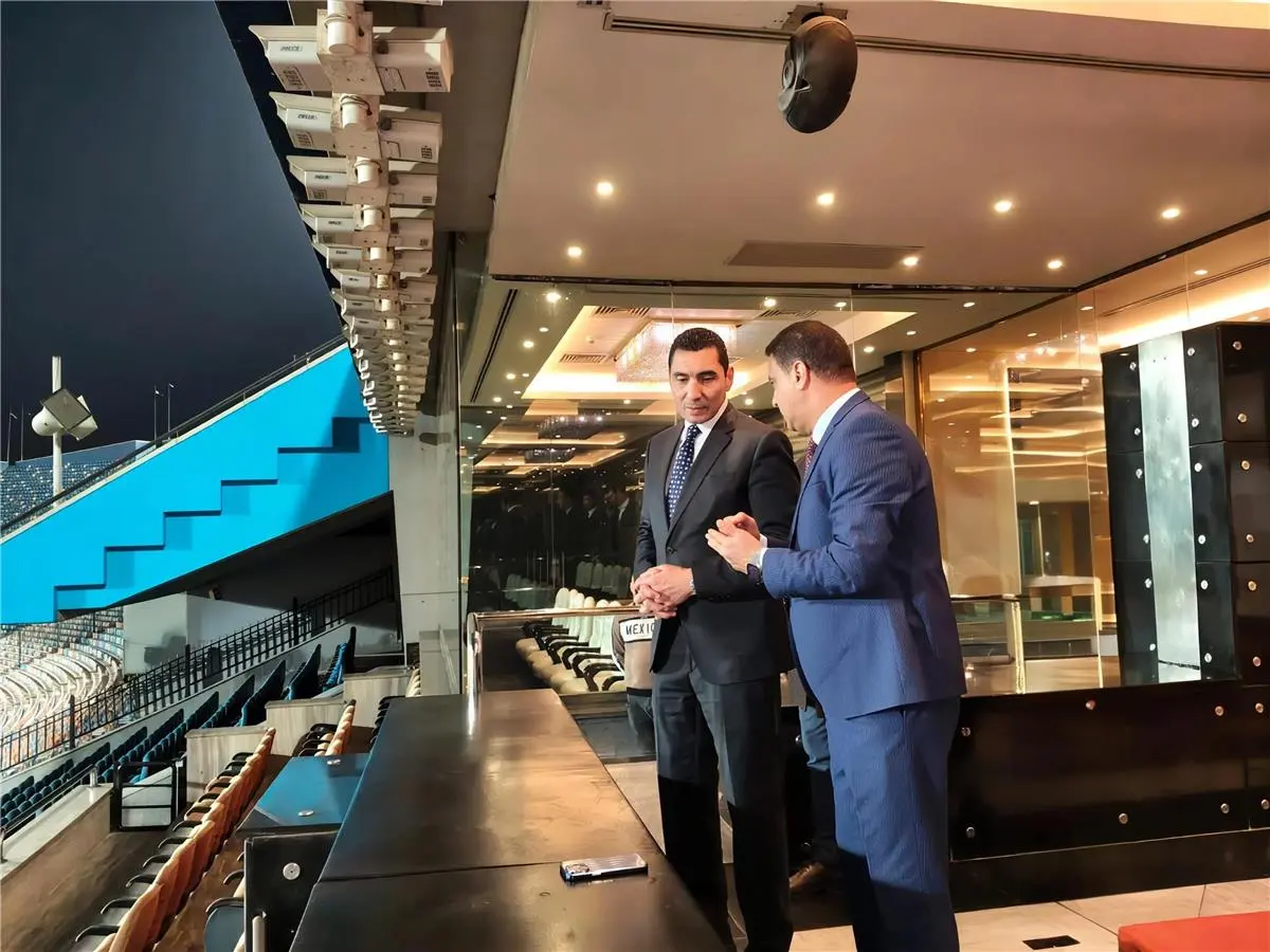 وزير الشباب والرياضة يتفقد استاد القاهرة الدولي استعداداً لاستضافة المباريات المقبلة