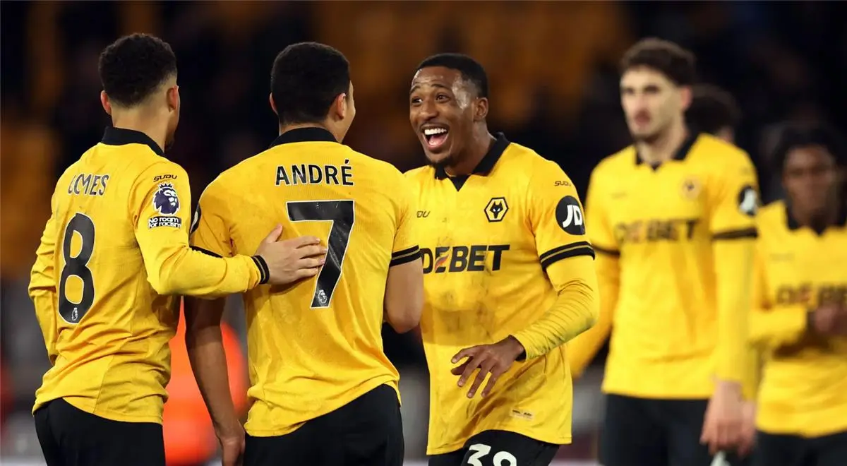 رجل مباراة ليفربول وولفرهامبتون في الدوري الإنجليزي