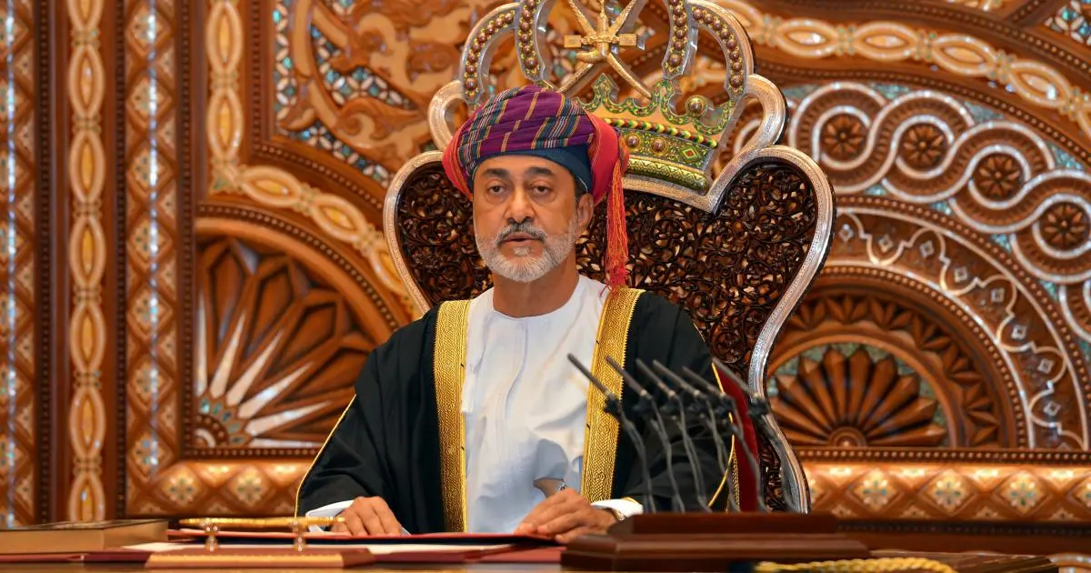 سلطان عُمان يبحث مع كازاخستان والهند التصعيد بالمنطقة