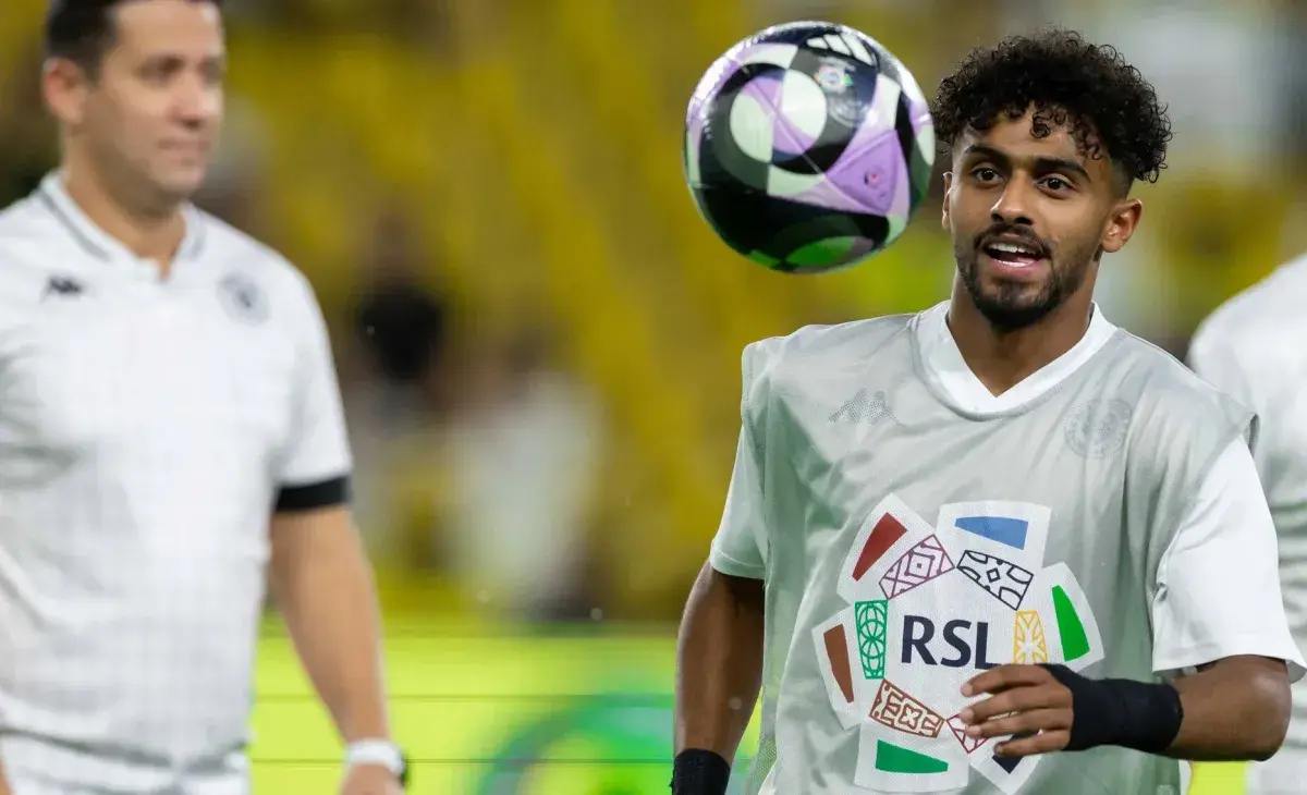 العليوة لاعب الخلود: حلقت شعري بناء على نصيحة رونالدو