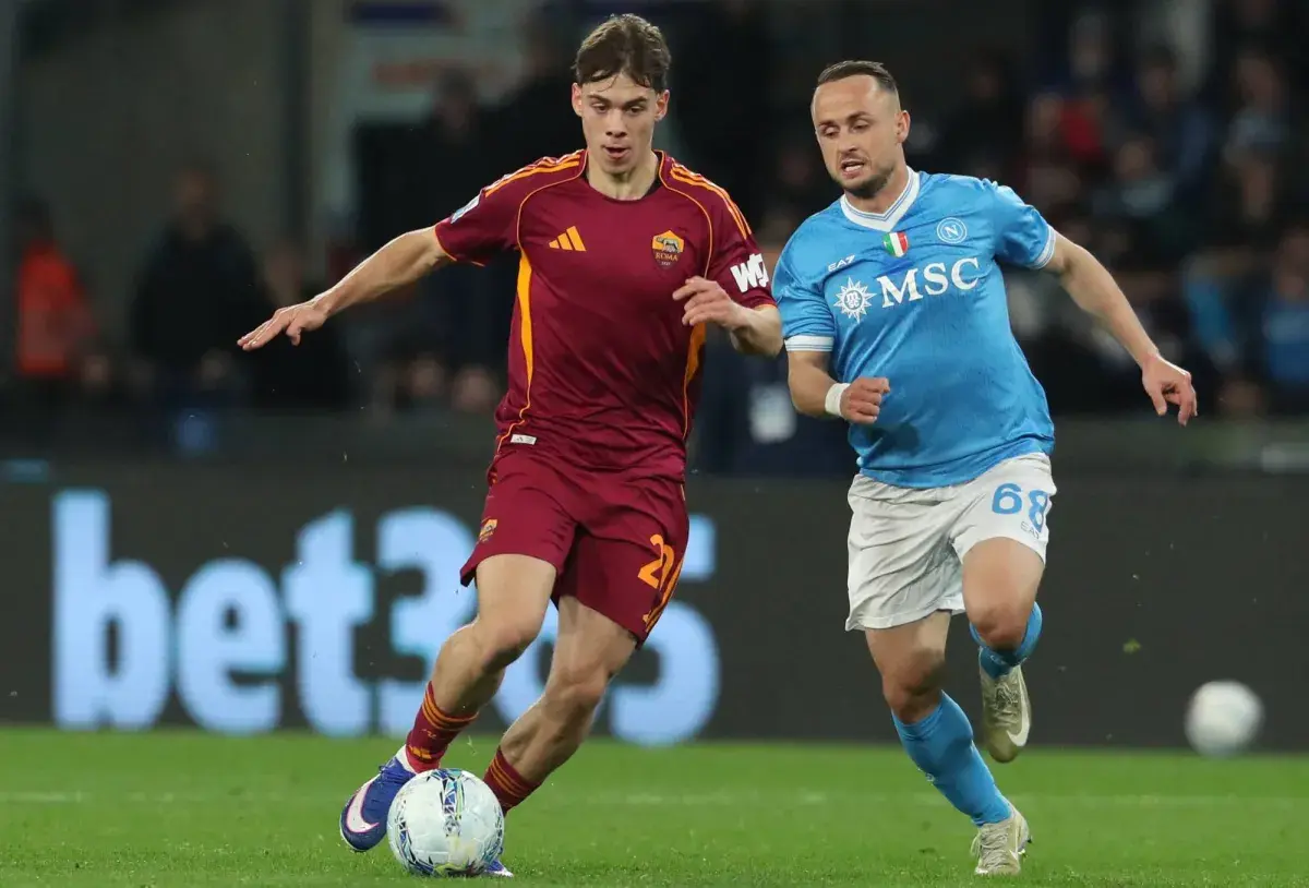 لوبوتكا ينضم لقائمة المصابين في نابولي