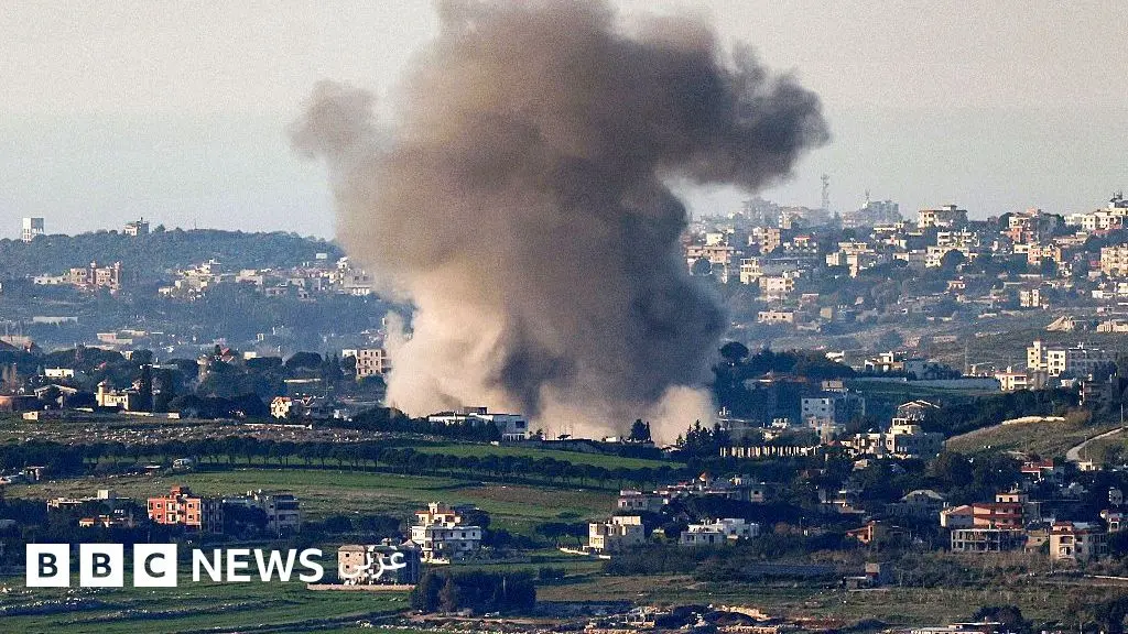 إلى أين تمضي المواجهة بين إيران وكل من الولايات المتحدة وإسرائيل؟ - BBC News عربي