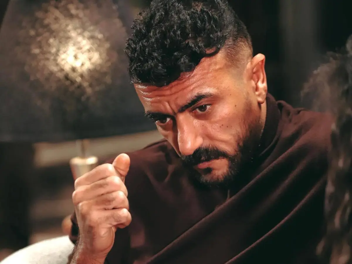 علي كلاي الحلقة 14.. علي يتلقى صدمة جديدة بعد معرفة والده الحقيقي