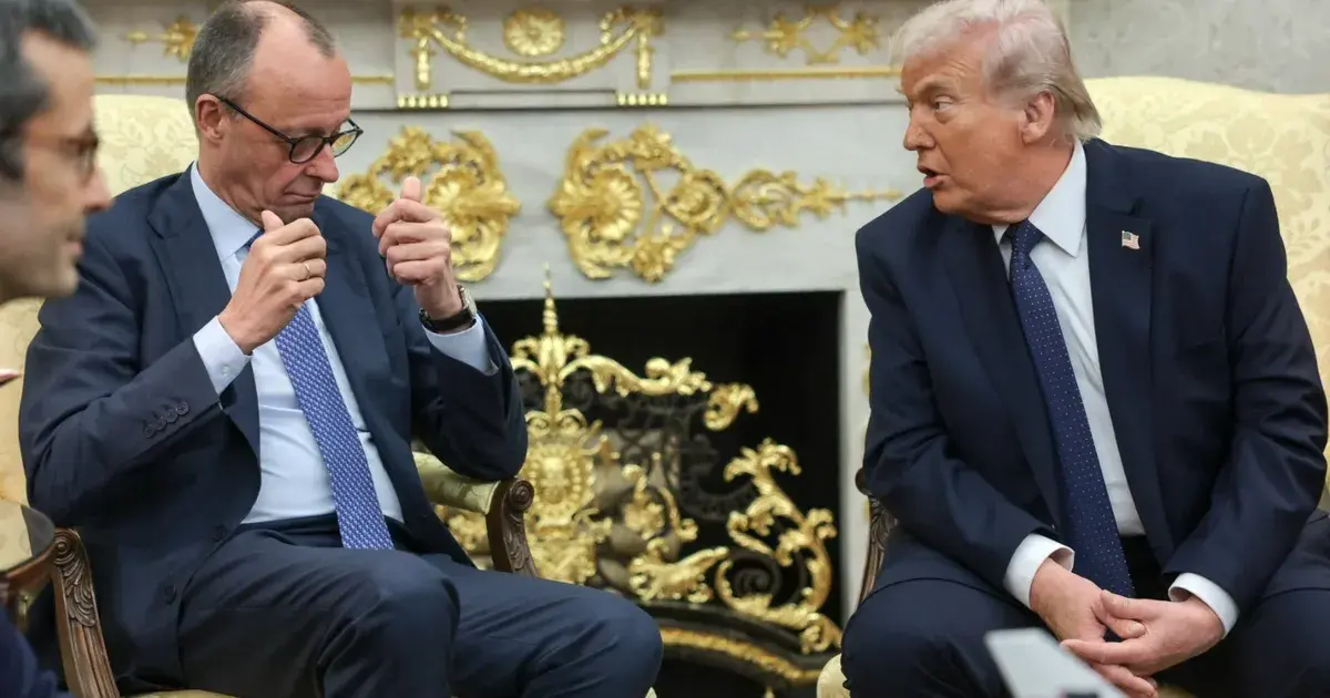 ترمب "يفضل" تولي "شخص من داخل" إيران السلطة بعد الحرب