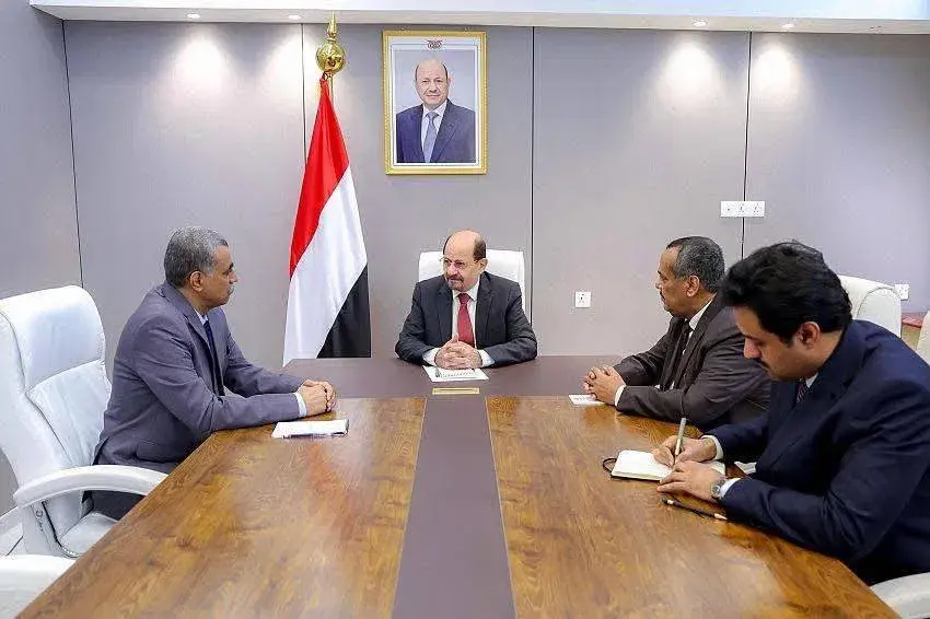 الحكومة اليمنية تكثف جهودها لتجفيف منابع الفساد المالي