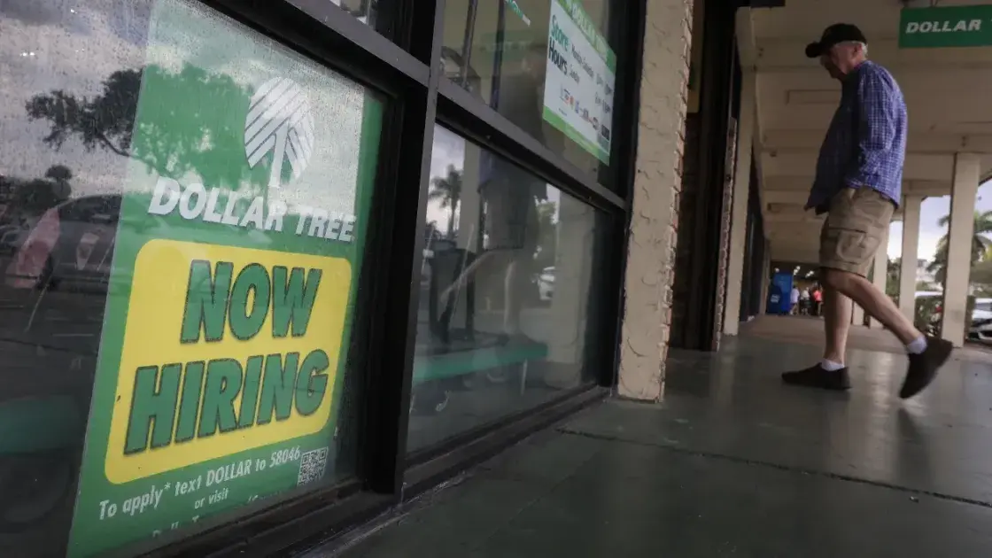 القطاع الخاص الأمريكي يُضيف 63 ألف وظيفة في فبراير.. أفضل من المتوقع