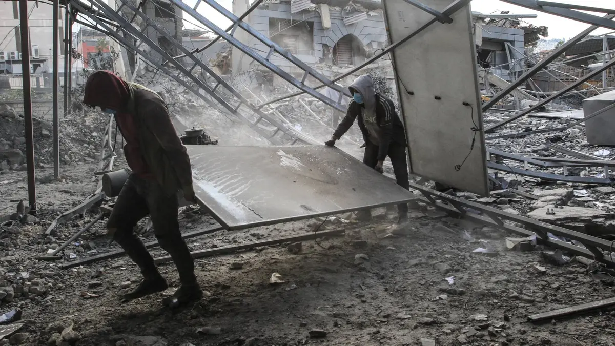 إيران تهدد بضرب سفارات "إسرائيل" حال استهداف بعثتها في لبنان