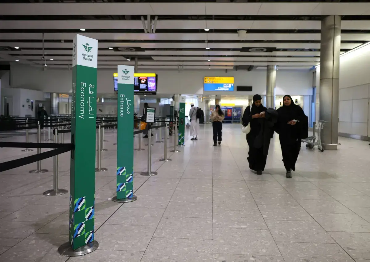شركات طيران سعودية وقطرية تمدد تعليق رحلات وسط استمرار إغلاق المجالات الجوية