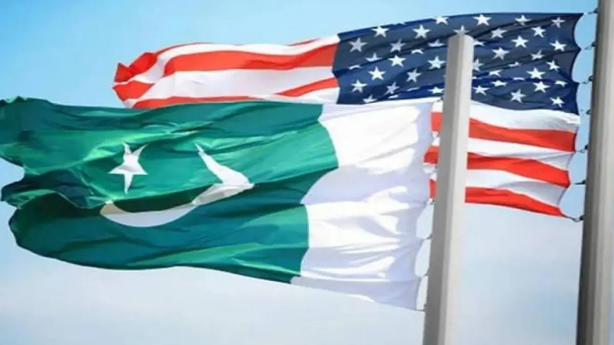 واشنطن تأمر الموظفين غير الأساسيين في قنصليتي لاهور وكراتشي بمغادرة باكستان