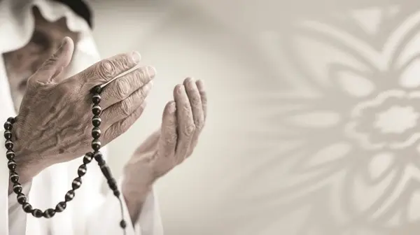 زهرة الخليج - صيام الكبار صمود روحي.. رغم وَهَن الجسد