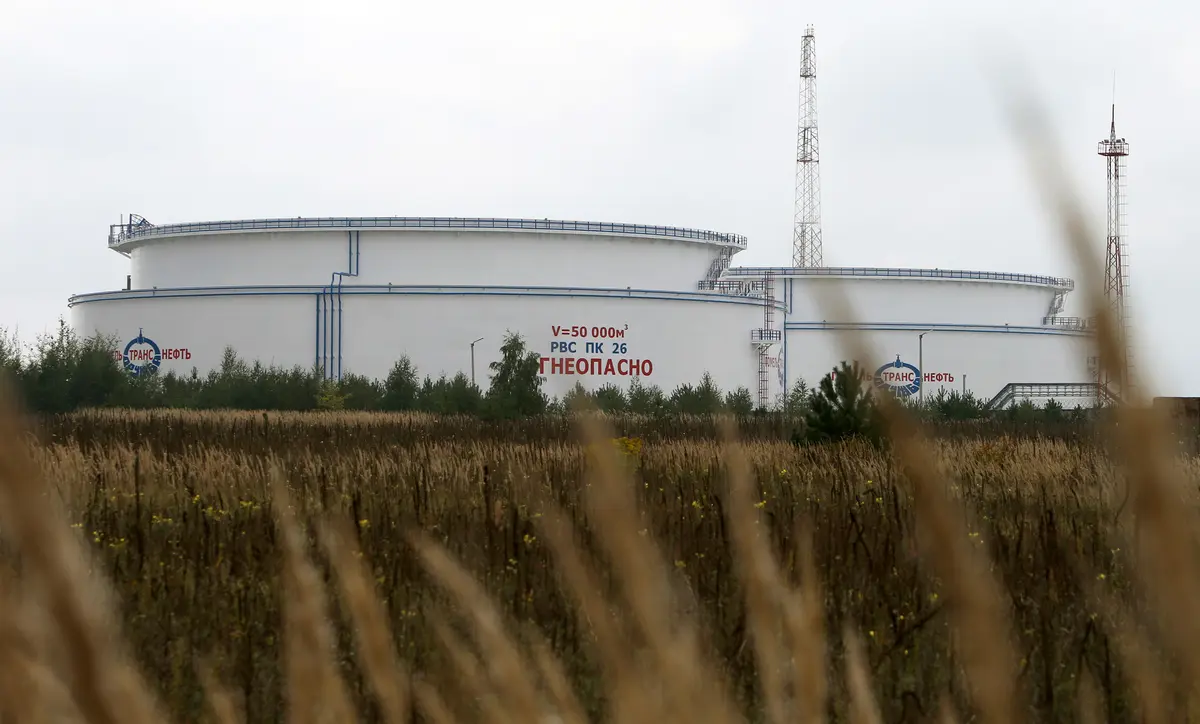 بيسكوف: كييف تبتز هنغاريا وسلوفاكيا بمنع عبور النفط الروسي إليهما