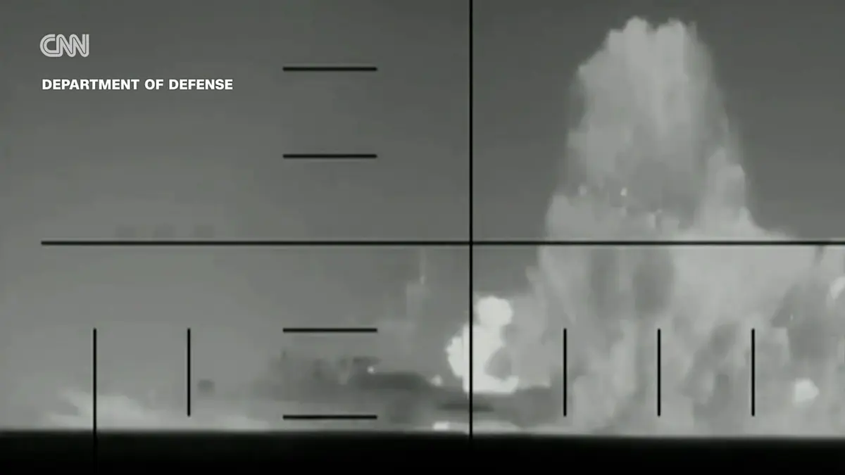 بطريقة "لم تحدث منذ الحرب العالمية الثانية"..أمريكا تغرق سفينة إيرانية