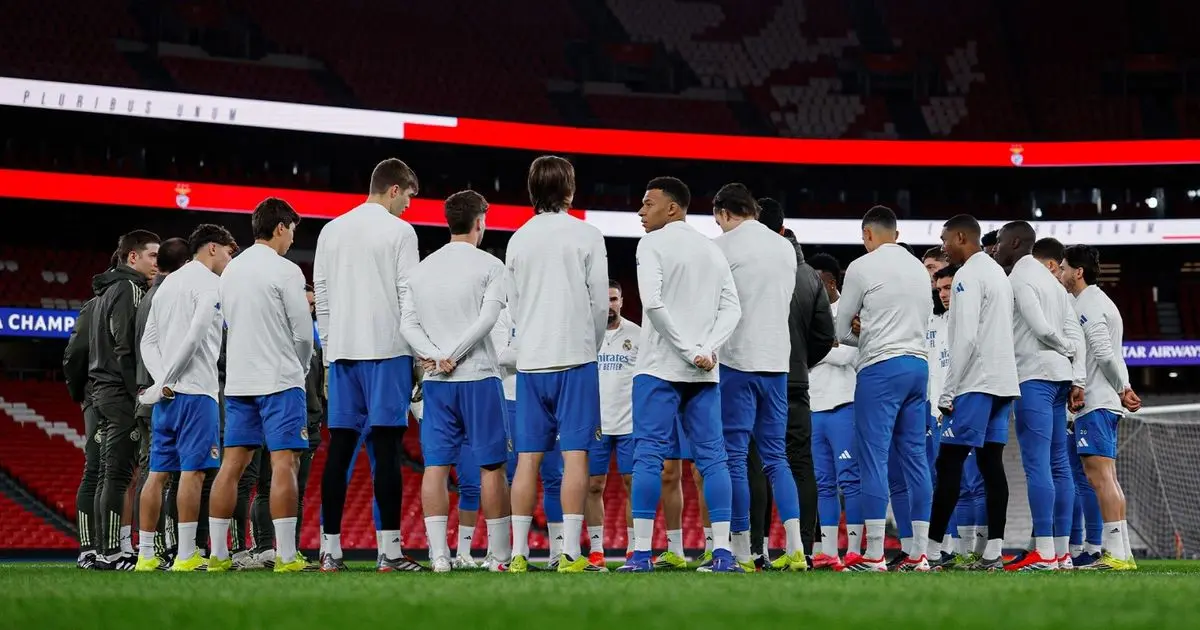 اجتماع "متوتر" في غرفة ملابس ريال مدريد قبل الأسبوع "الحاسم"