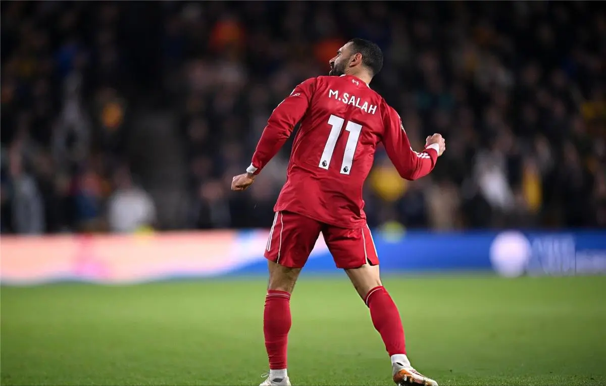 لوبوف ينتقد صلاح وفان دايك بعد هزيمة ليفربول ضد ولفرهامبتون