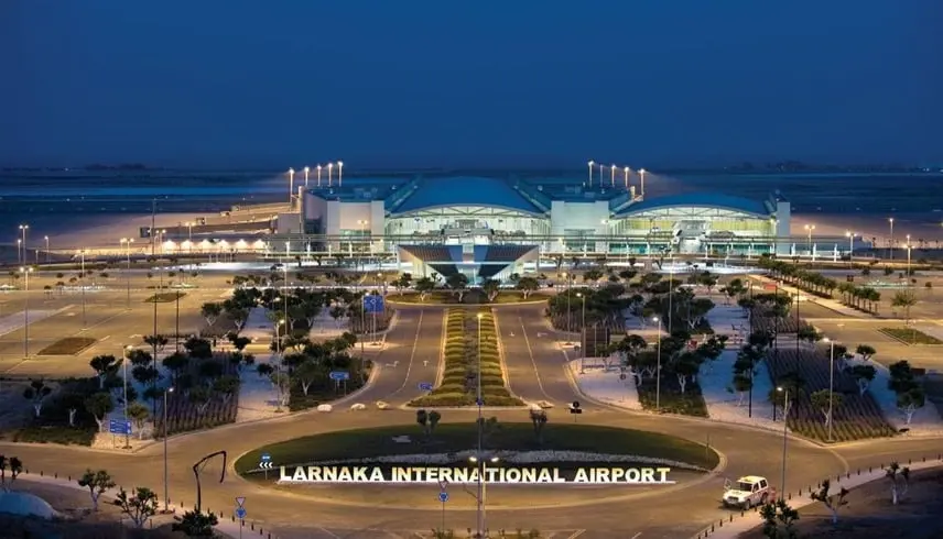 قبرص تغلق المجال الجوي فوق مطار لارنكا بعد رصد جسم مشبوه - موقع 24