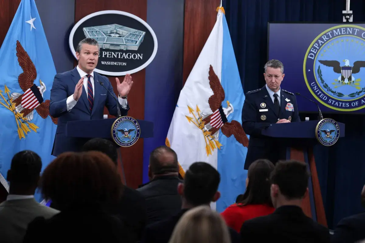 هيغسيث: ننتصر في الحرب ضد إيران... وقتلنا مسؤول «وحدة اغتيال ترمب»