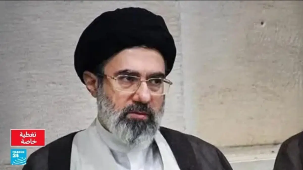 ترجيحات بأن يخلف مجتبى والده علي خامنئي كمرشد للجمهورية الإسلامية الإيرانية