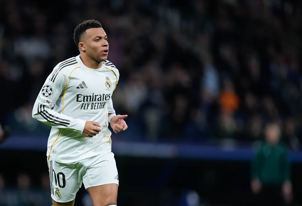 الجراحة تعني غيابه عن كأس العالم.. طبيب مقرب من ريال مدريد يكشف الطريقة المثالية لعلاج إصابة مبابي