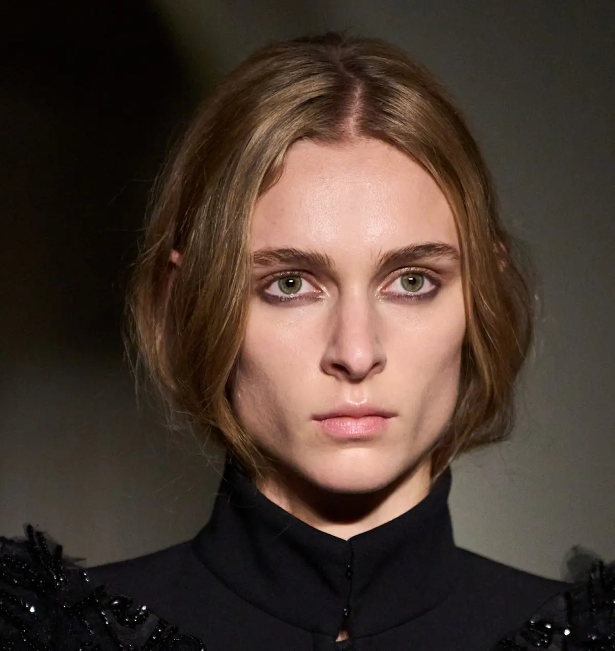 5 صيحات مكياج لشتاء 2027 من أسبوع الموضة في ميلانو تخطف الأنظار