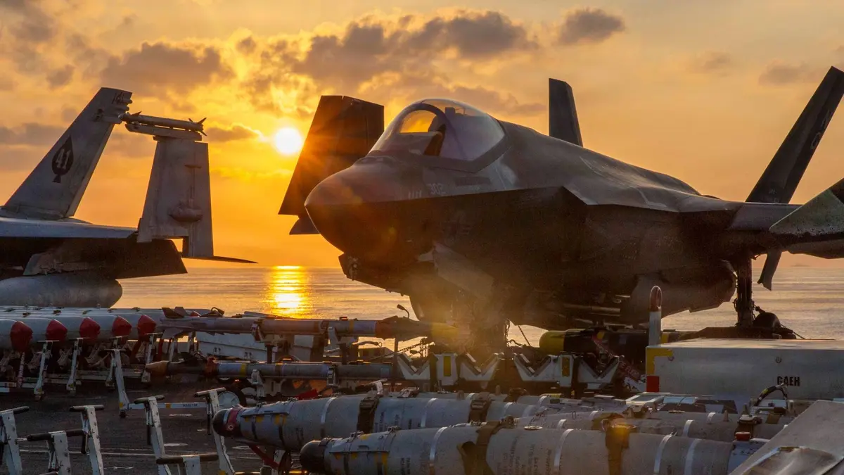 القيادة المركزية الأمريكية: حاملة الطائرات "جيرالد فورد" تكثف ضرباتها ضد إيران