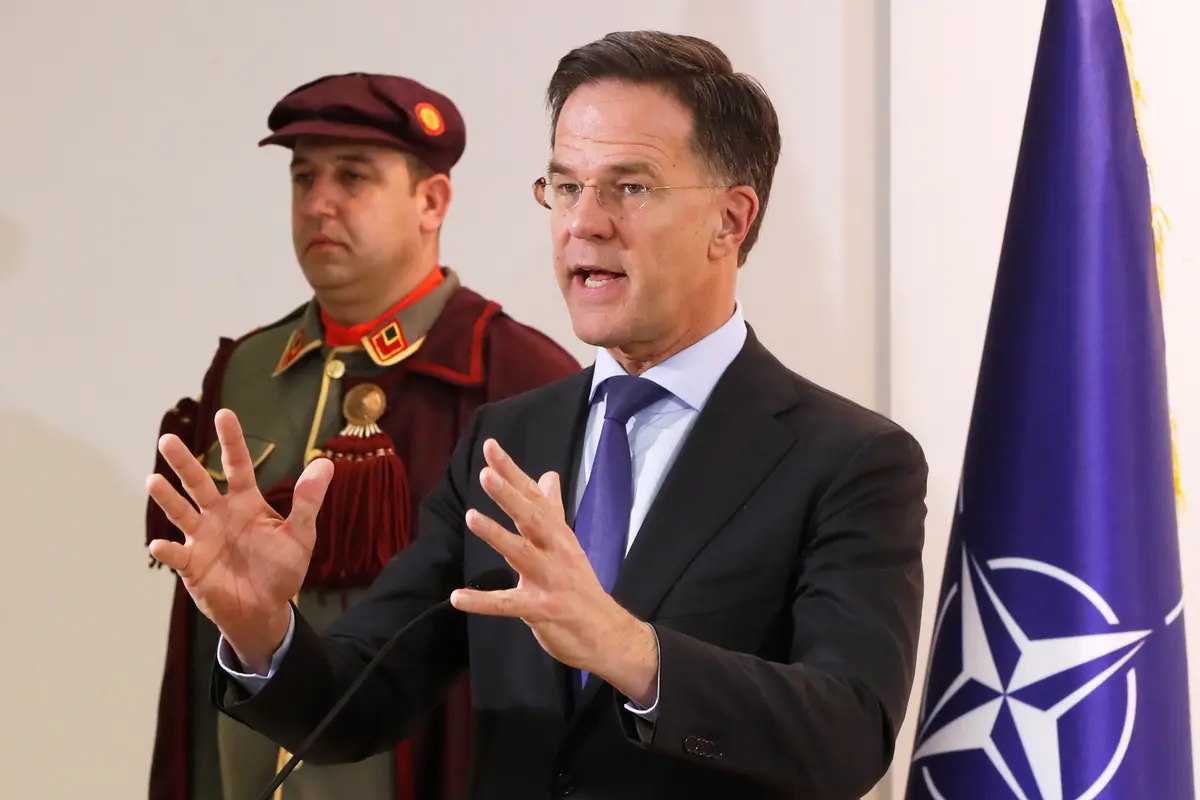 أمين عام الناتو يدعو أعضاء الحلف لدعم العملية الأمريكية في إيران