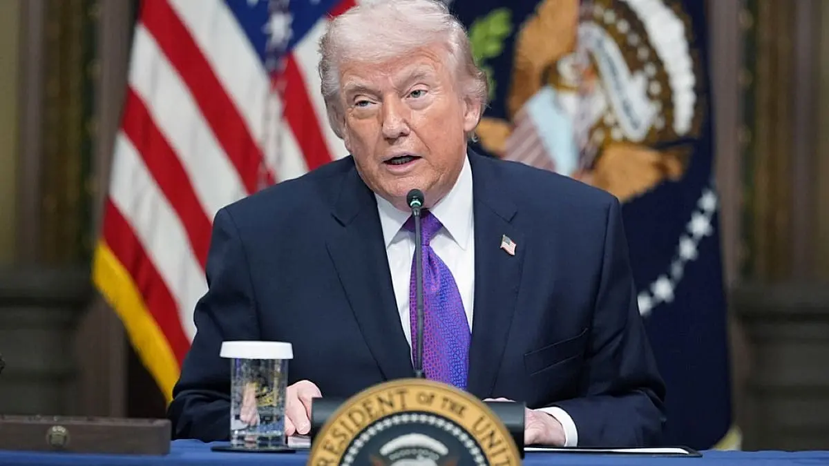 "القيادة الإيرانية تبخرت".. ترامب يتحدث عن "دمار شامل" لقدرات طهران النووية ويؤكد تقدم العمليات