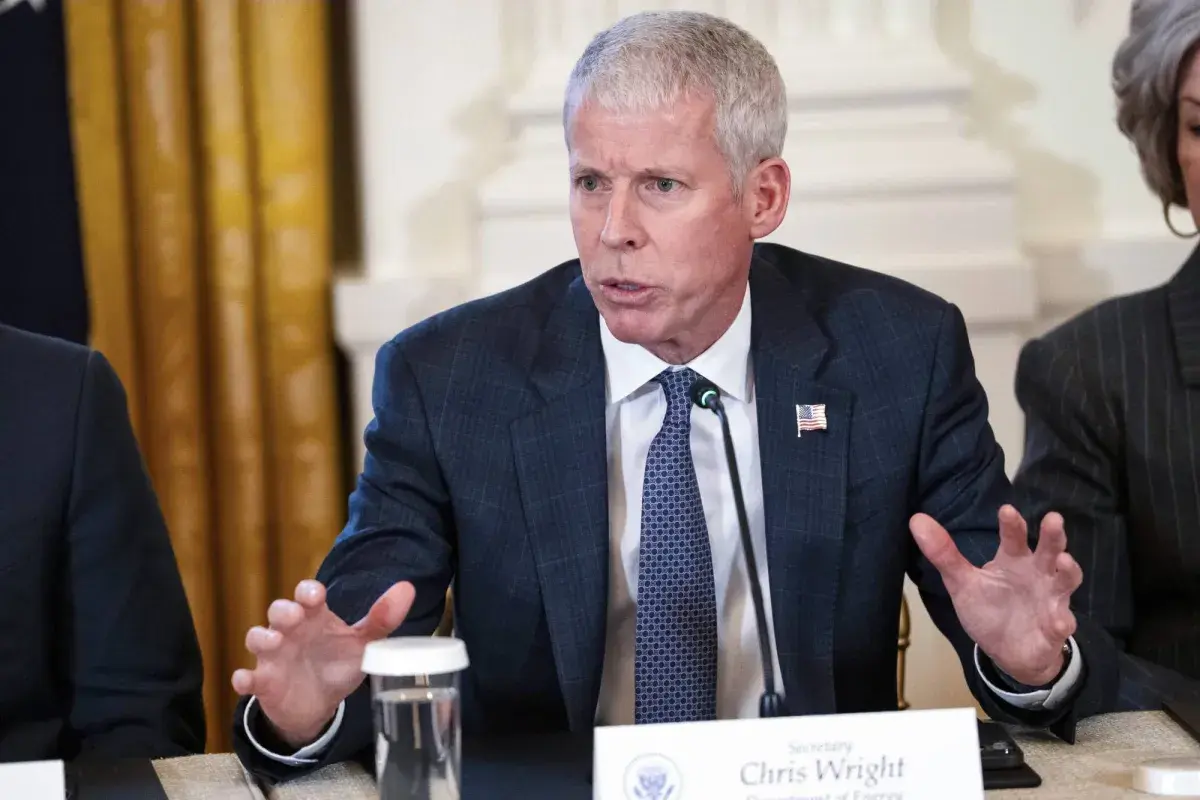 وزير الطاقة: البحرية الأميركية سترافق الناقلات «بمجرد أن يكون بمقدورها ذلك»