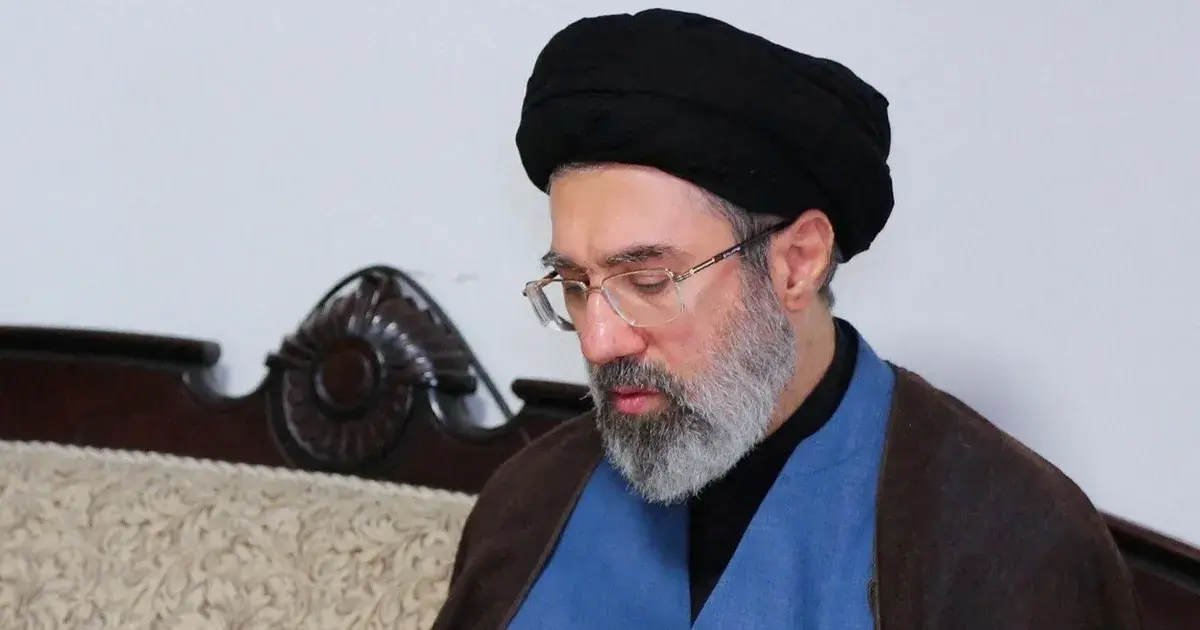 "رجل الكواليس".. من هو مجتبى خامنئي المرشح لمنصب مرشد إيران؟