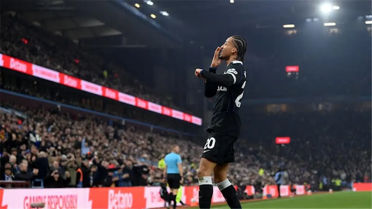 هاتريك جواو بيدرو يمنح تشيلسي رباعية كاسحة أمام أستون فيلا في الدوري الإنجليزي