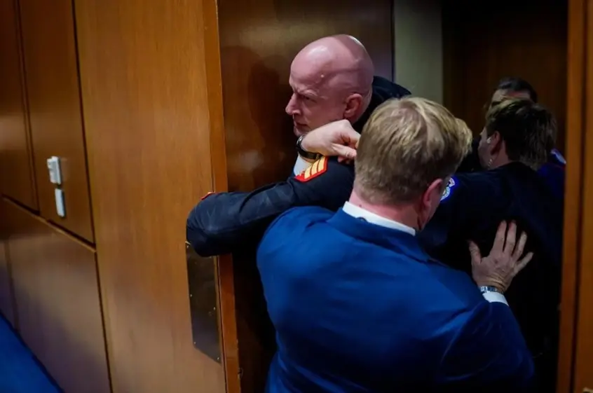 "لا أحد يريد القتال من أجل إسرائيل".. محارب يصرخ داخل الكونغرس الأمريكي (فيديو)