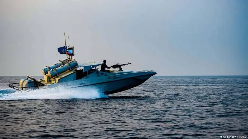 خبراء: هذه خطة إيران لإغلاق مضيق هرمز لعدة أشهر