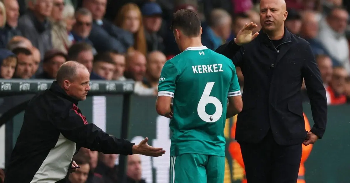 سر ظهور "كشافة ليفربول" في مدرجات أينتراخت فرانكفورت