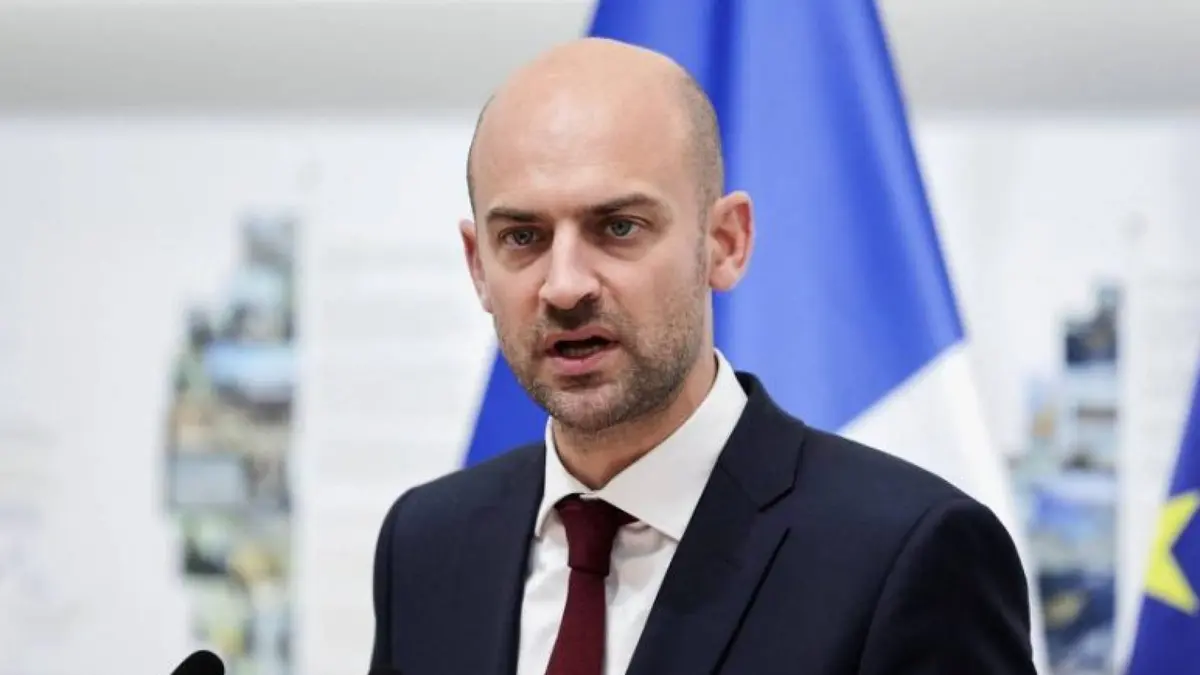 الخارجية الفرنسية: الوزير بارو يندد في مكالمة مع عرقجي بالضربات الإيرانية الأخيرة