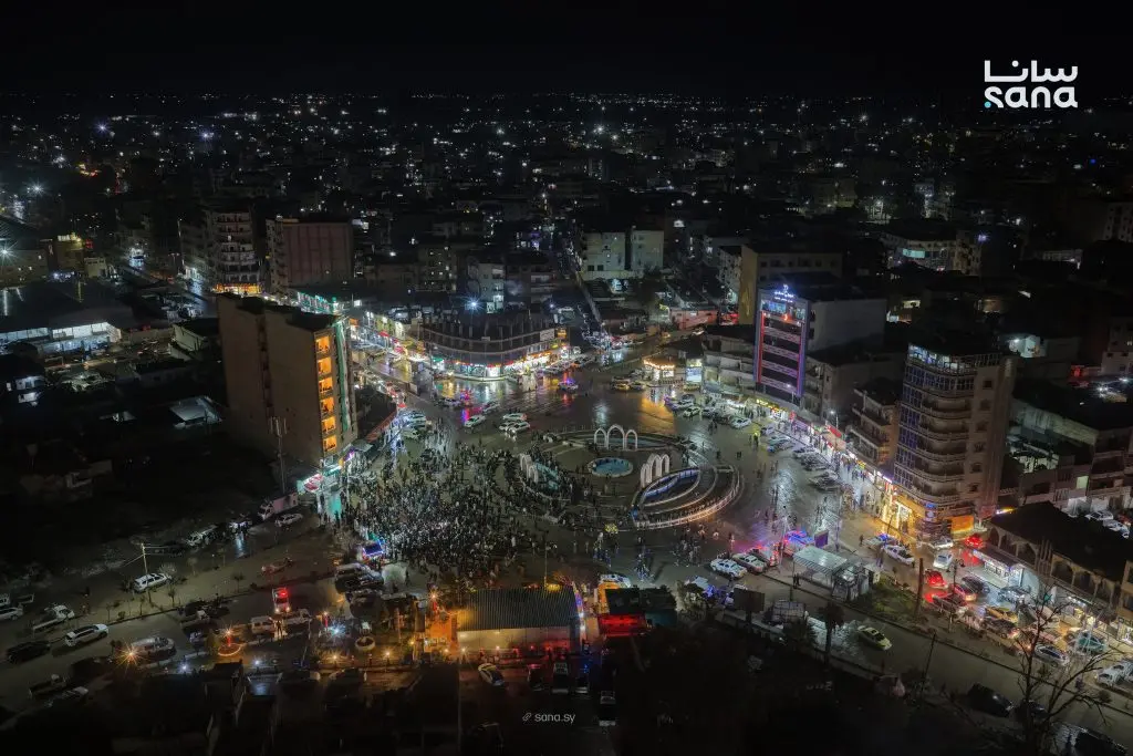 أهالي الرقة يحيون الذكرى الـ 13 لتحرير المدينة من النظام البائد
