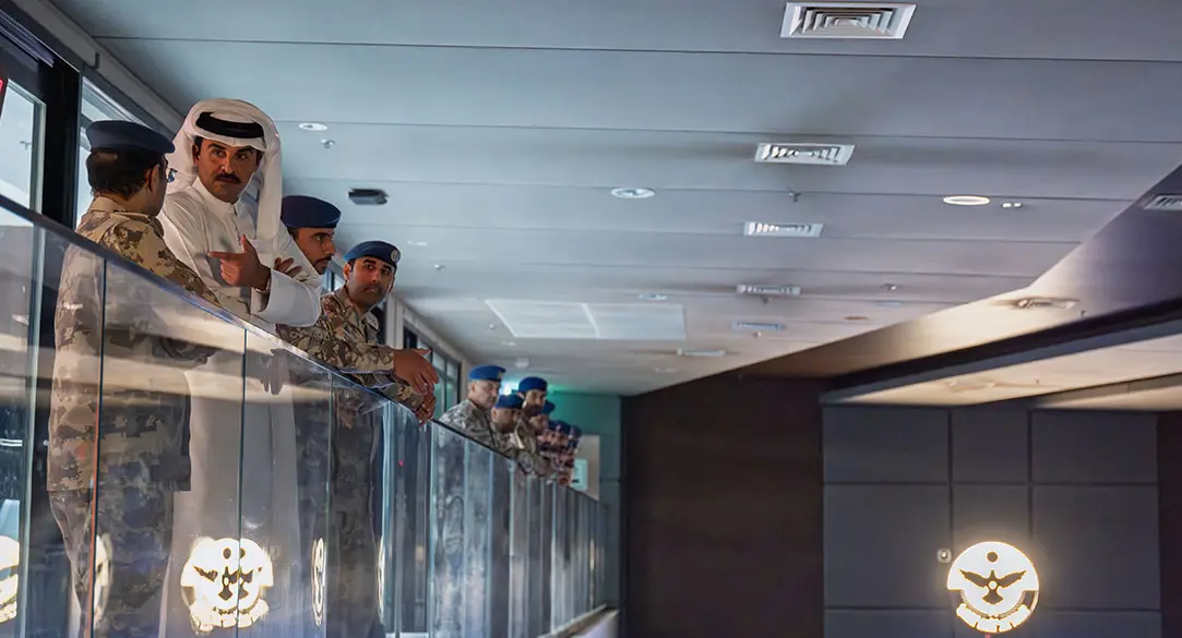 أمير قطر يؤكد أهمية رفع درجات الجاهزية والتنسيق بما يكفل حماية الدولة وصون أمنها