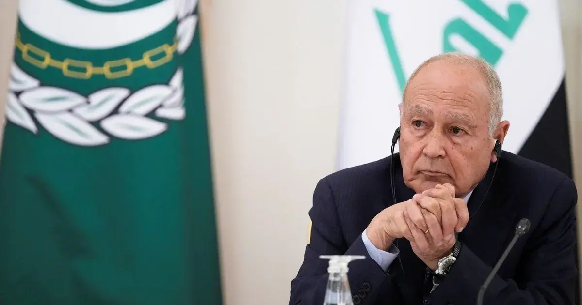 أمين الجامعة العربية يطالب إيران بوقف الهجمات على دول الجوار العربي