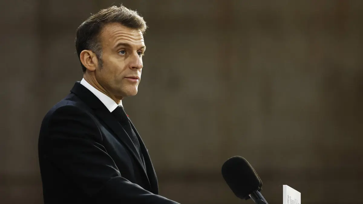 ماكرون يحذر نتنياهو من "خطأ استراتيجي" في لبنان ويصف تصعيد حزب الله بـ "الفادح"