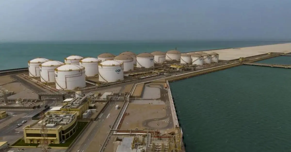 نفط عمان يقفز إلى 94.47 دولاراً وسط مخاوف الإمدادات