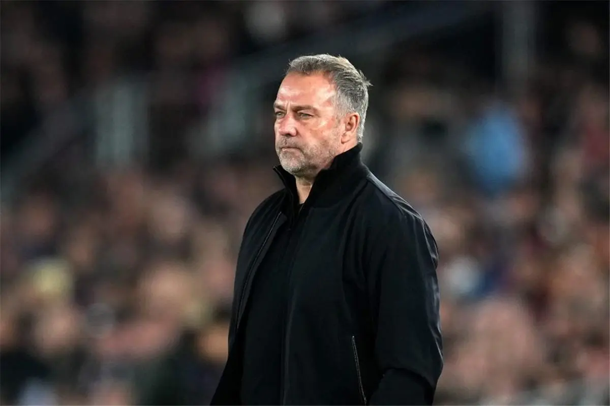 شرط واحد يفصل فليك عن تجديد عقده مع برشلونة