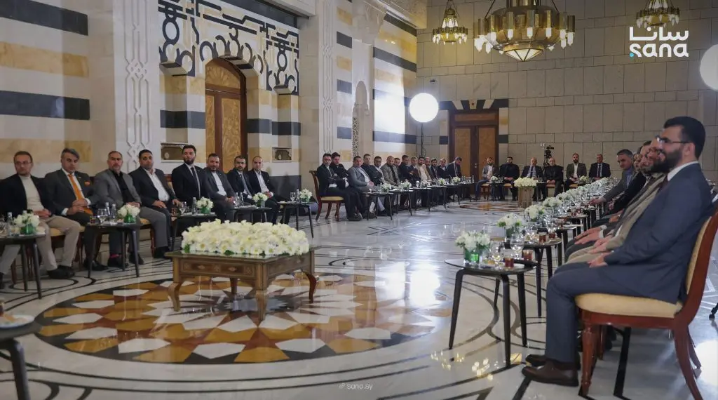 الرئيس أحمد الشرع في لقائه الإعلاميين: "مهما فعلنا للناس قليل لذا نحن مطالبون ببذل أقصى جهدنا