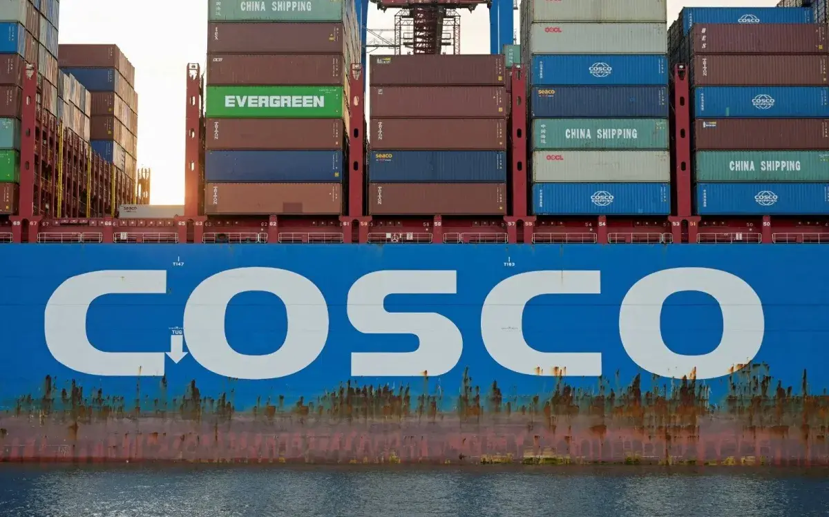 «موانئ» السعودية تبحث مع «كوسكو» الصينية استقرار سلاسل الإمداد