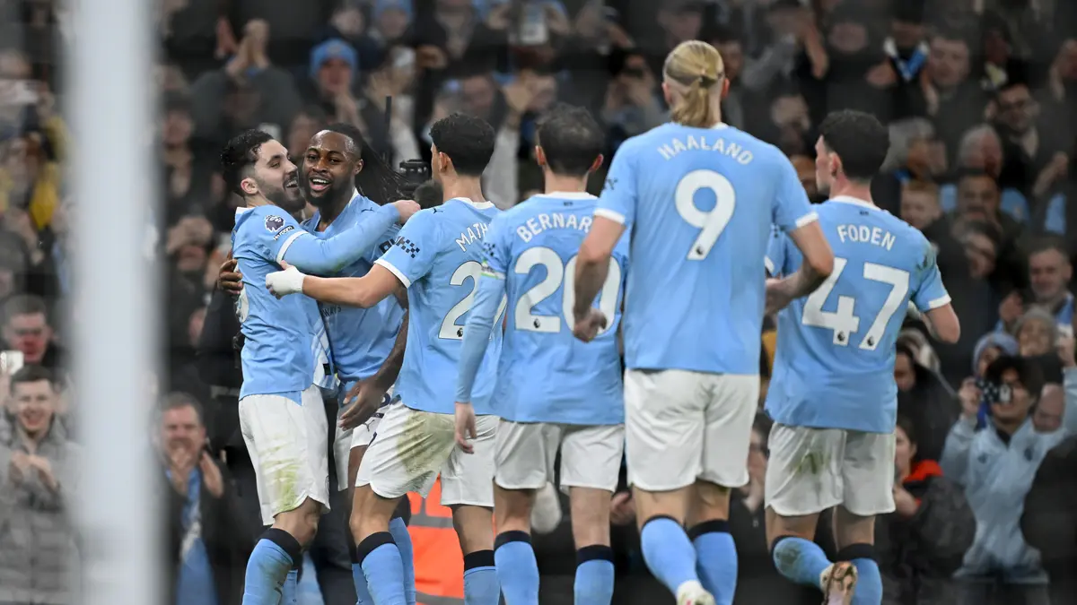 نجم آرسنال وثنائي السيتي على رأس المرشحين لجائزة لاعب الشهر بالبريميرليج