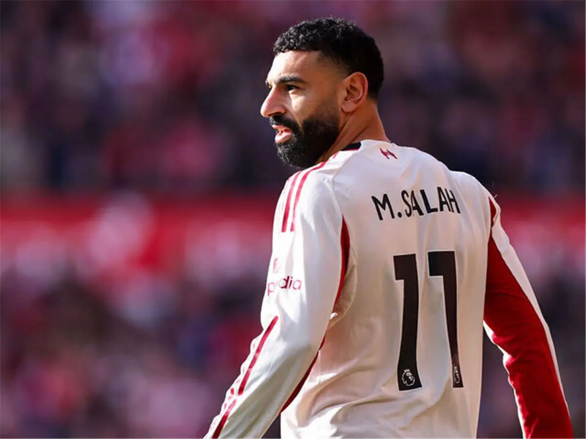 ميرفي يشكك في مستقبل محمد صلاح مع ليفربول: أي خطوة سيقدم عليها لن تضر بإرثه