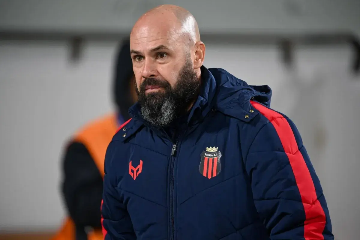 مدرب الرياض بعد الخسارة الثلاثية: للأسف تعليماتي لم تطبق