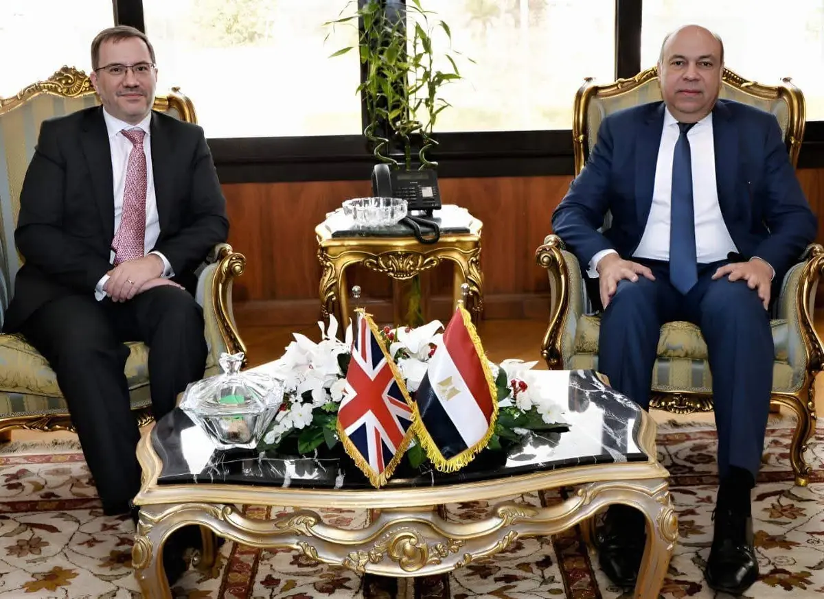 بريطانيا تتطلع لمشاركة شركاتها في تطوير المطارات المصرية