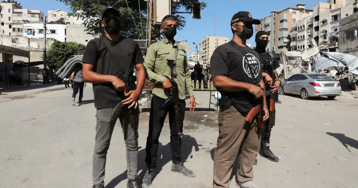 اللجنة الوطنية لإدارة غزة تختار ألف شرطي بالمرحلة الأولى لتعزيز الأمن