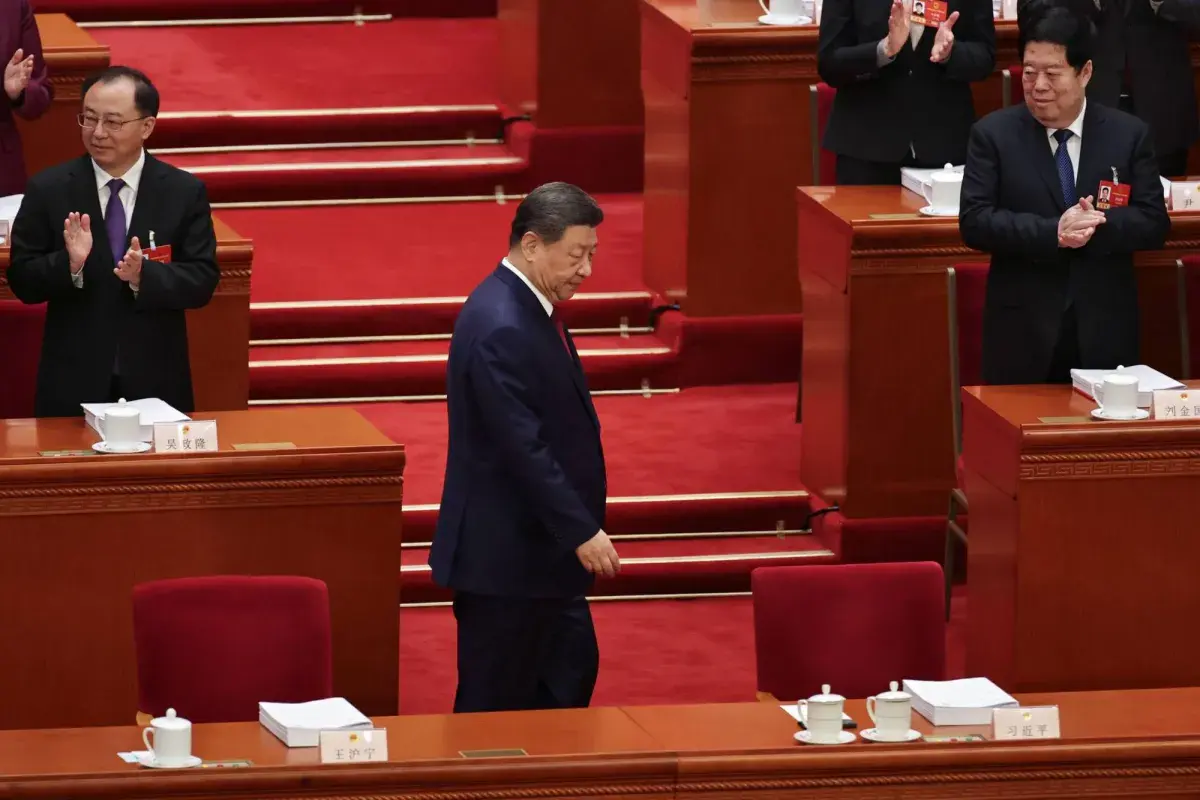 بكين تضحي بـ«بريق النمو» من أجل «سيادة التكنولوجيا»