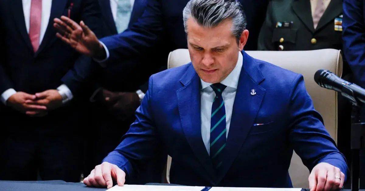 وزير الحرب الأميركي: ملتزمون بتحقيق أهدافنا في إيران