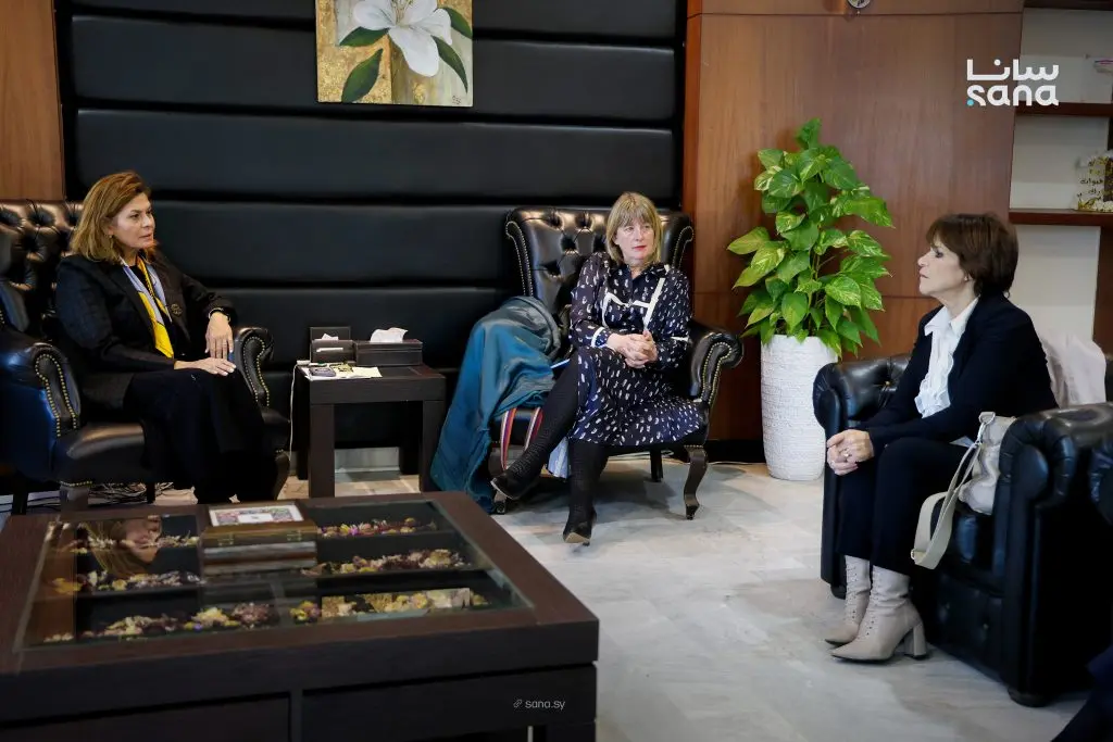 وزيرة الشؤون الاجتماعية تبحث مع وفد أممي التعاون لكشف مصير أبناء المعتقلين والمغيبين قسراً